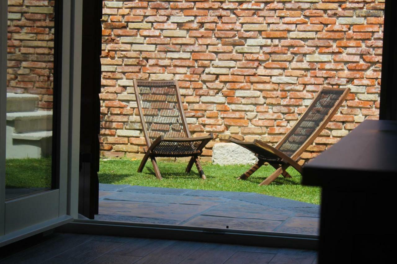 Apartamento Old House Sveti Filip i Jakov Exterior foto